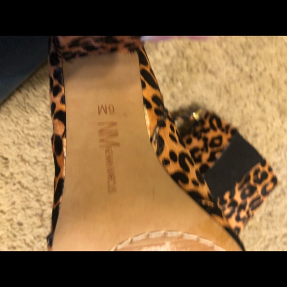 Neiman Marcus leopard boots - Picture 4 of 8